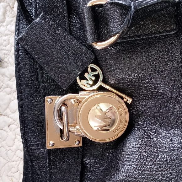 MK LEATHER PURSE/BAG/SATCHEL - Picture 2 of 15